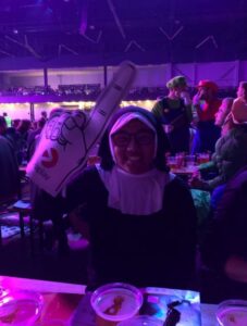 Her til Nordic Dart Masters. Vi hørte, det var kutyme at komme udklædt, så det gjorde vi...